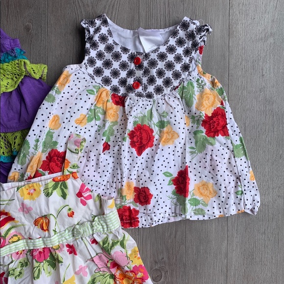 ⚡️Bundle 3 for $20 3T tops - Picture 2 of 9